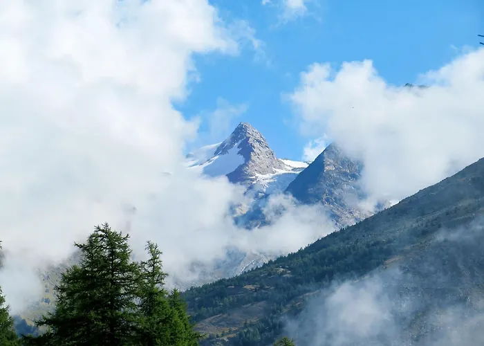 Apartamento Waldhotel Fletschhorn Saas-fee By Interhome *